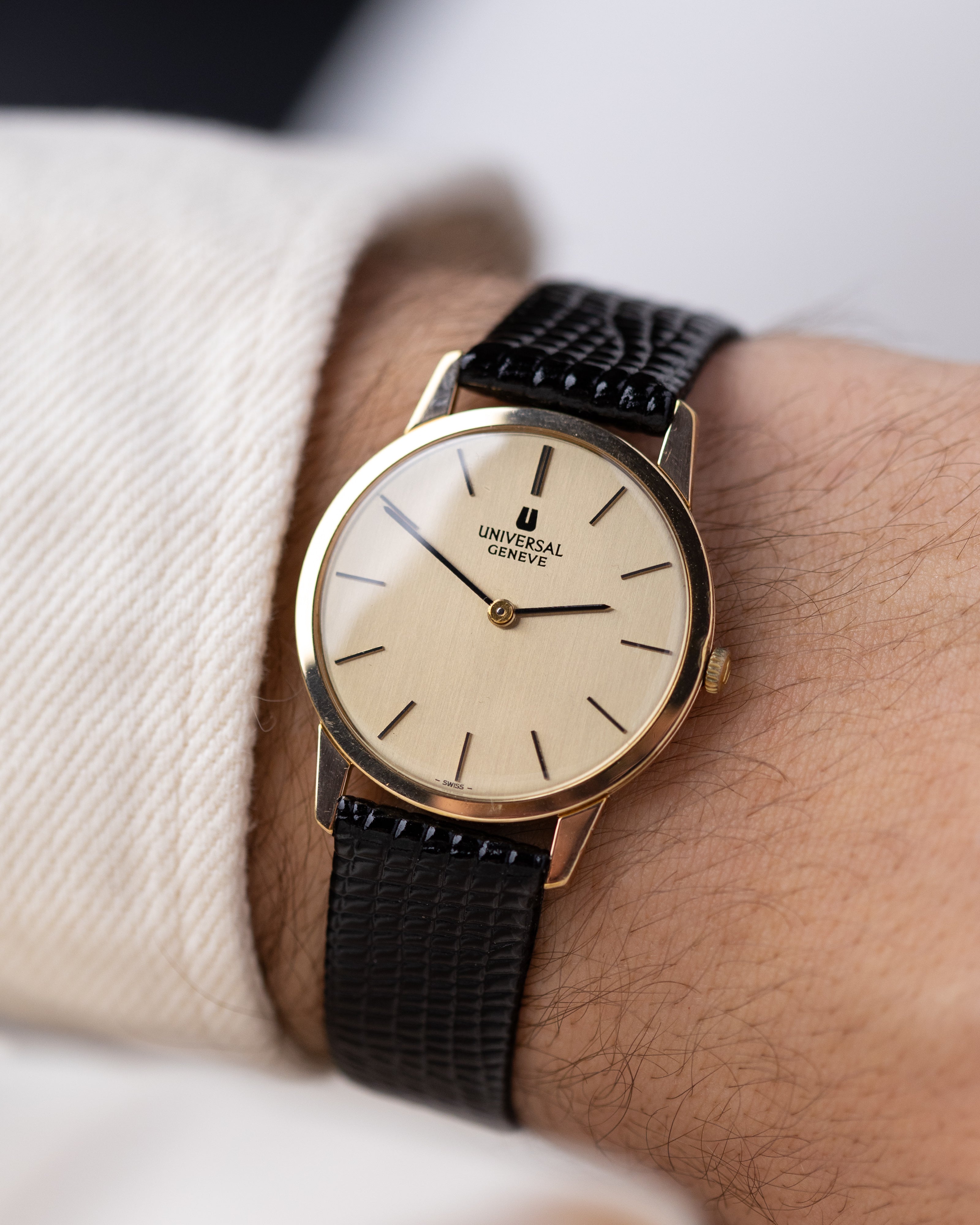 Vintage Universal Genève, Coin - edge case, Ref. 542101, Cal. 1 - 42 from 1970's - DuMarko