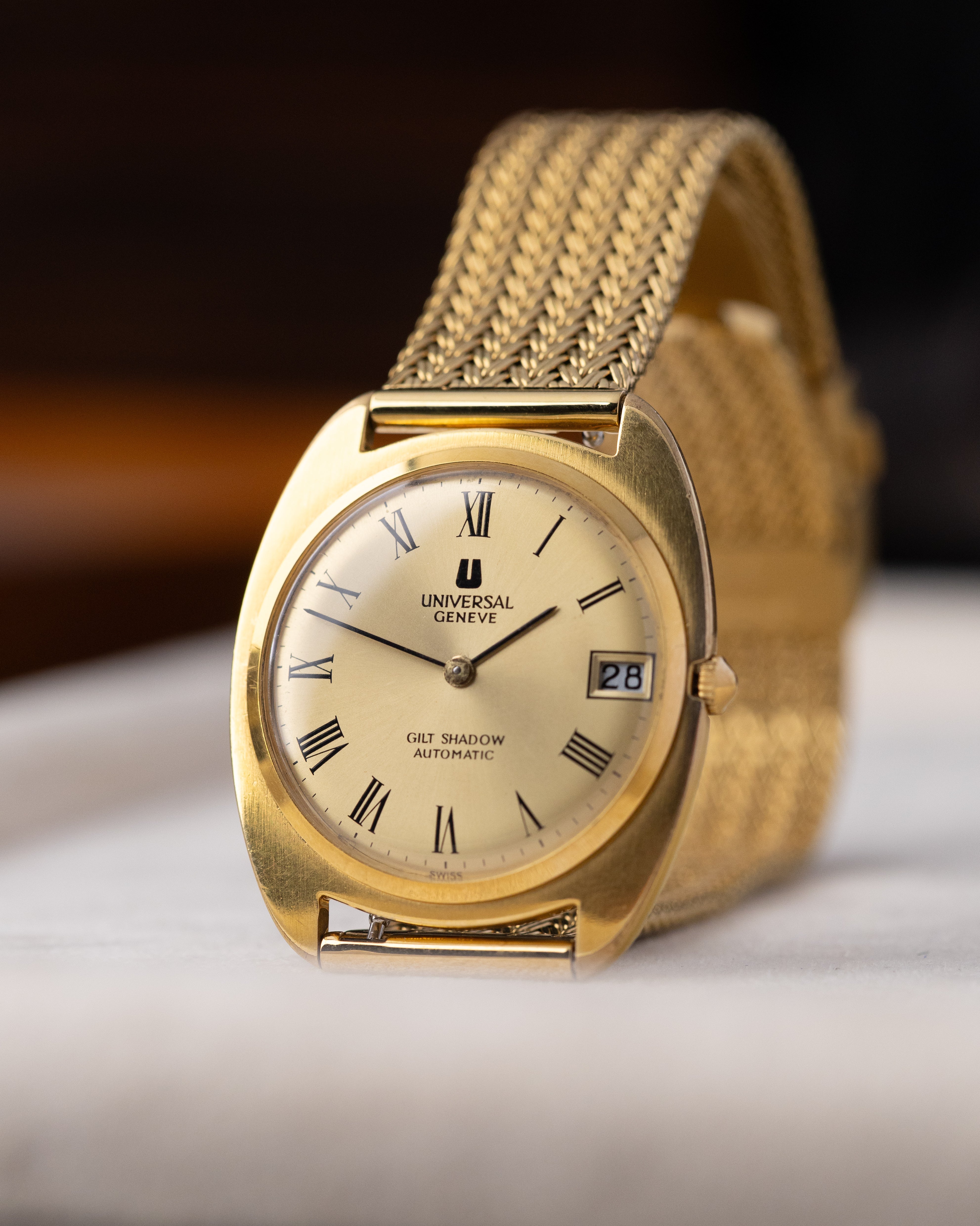 Vintage Universal Genève Gilt Shadow Automatic, Ultra - Slim Swiss Made Watch from 1970's - DuMarko