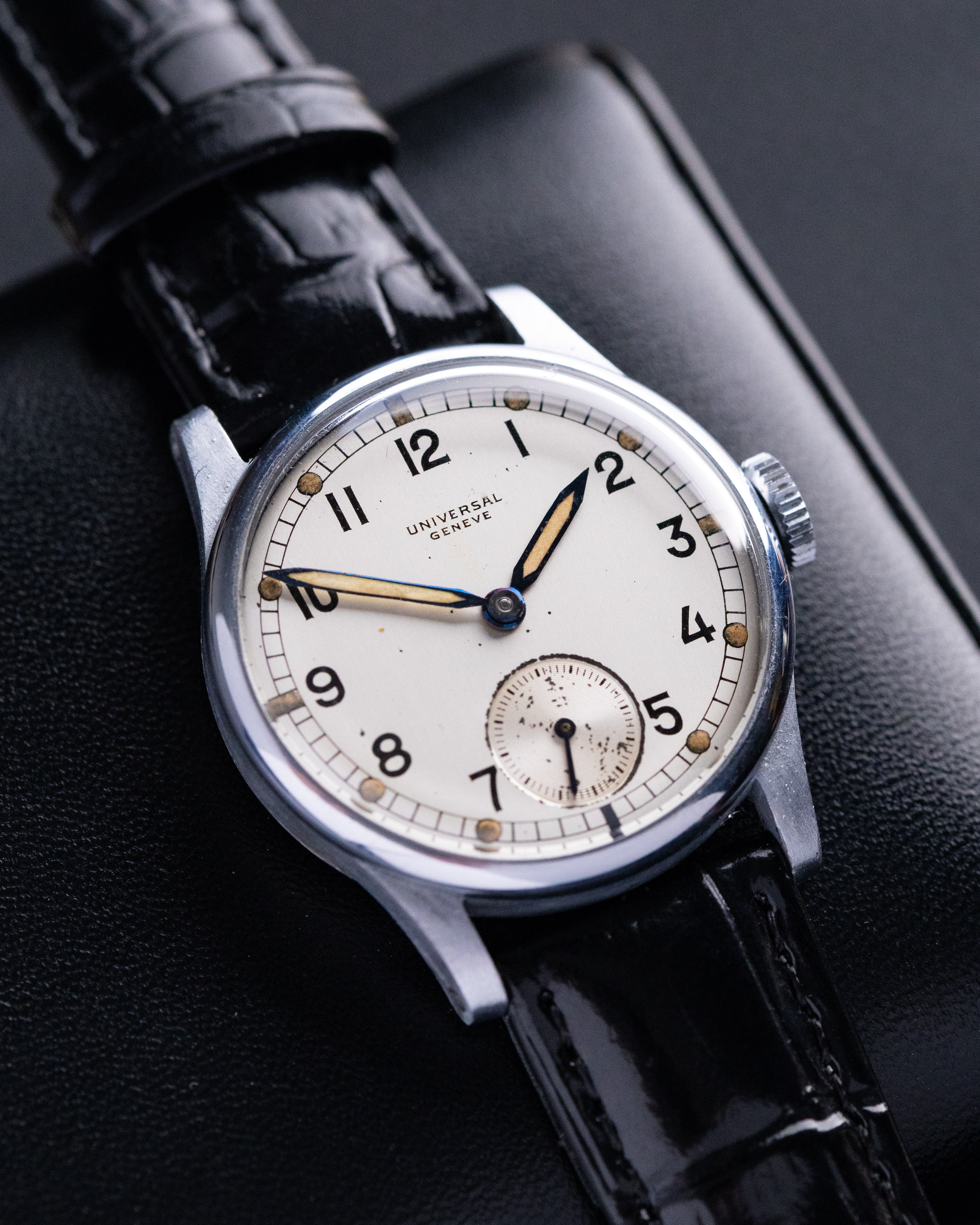 Vintage Universal Genève, Military Swiss Watch, Cal. 262 from 1940's - DuMarko