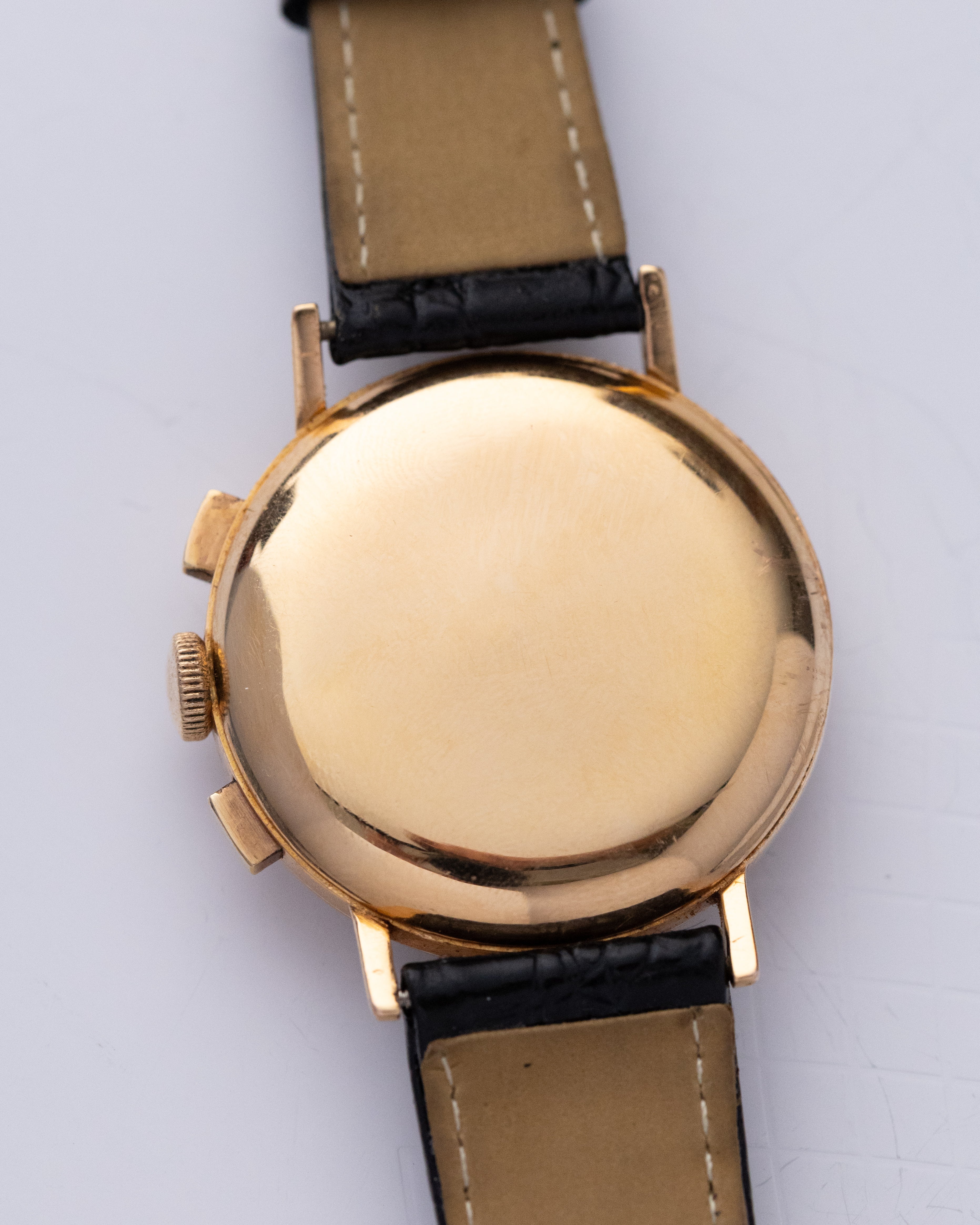 Vintage Universal Genève Uni - Compax, 18K Solid Gold Chronograph with Square Pushers, Cal. 287 - DuMarko