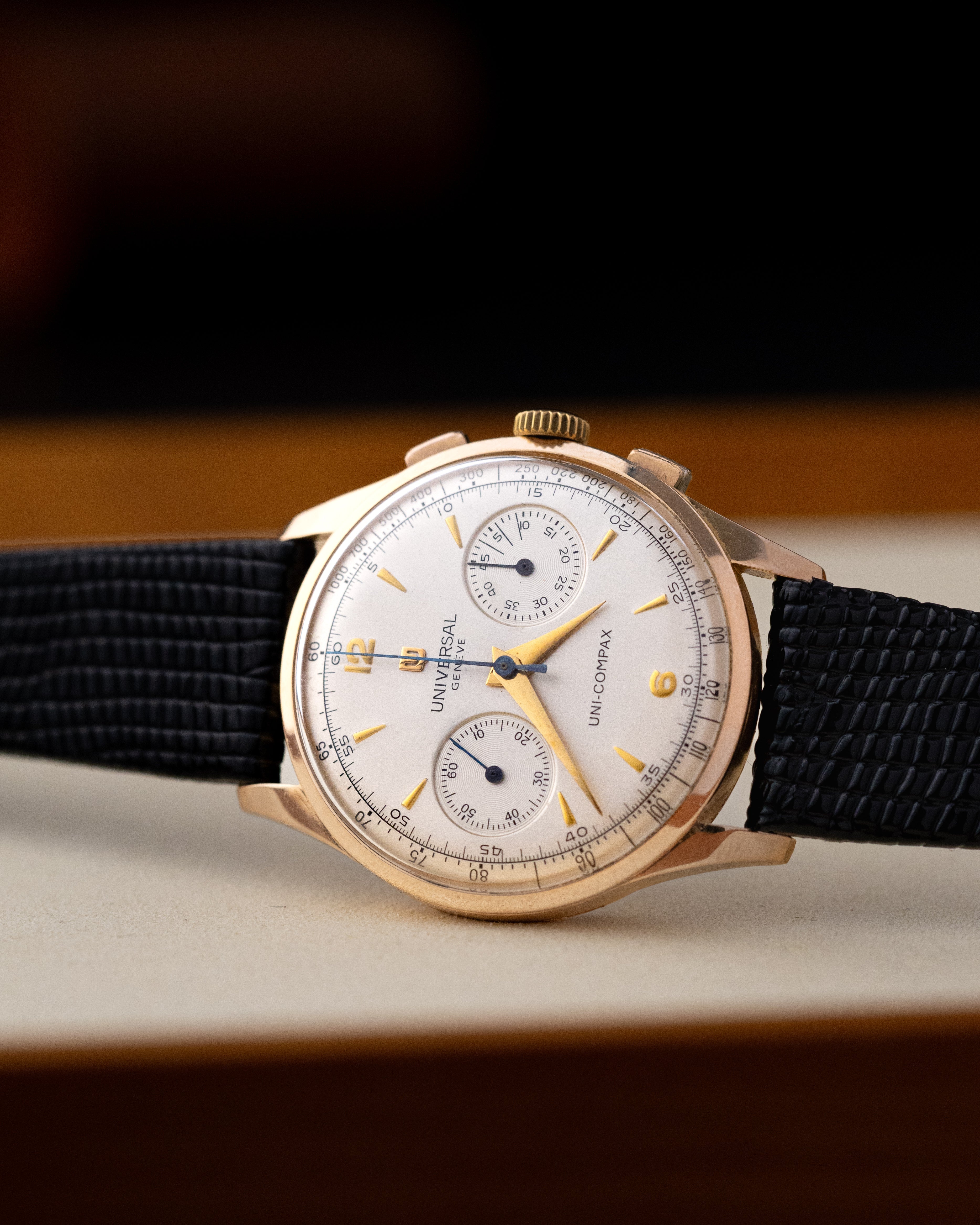 Vintage Universal Genève Uni - Compax, Jumbo 18K Rose Gold Case, Ref. 124116, Cal. 285 from 1950's - DuMarko