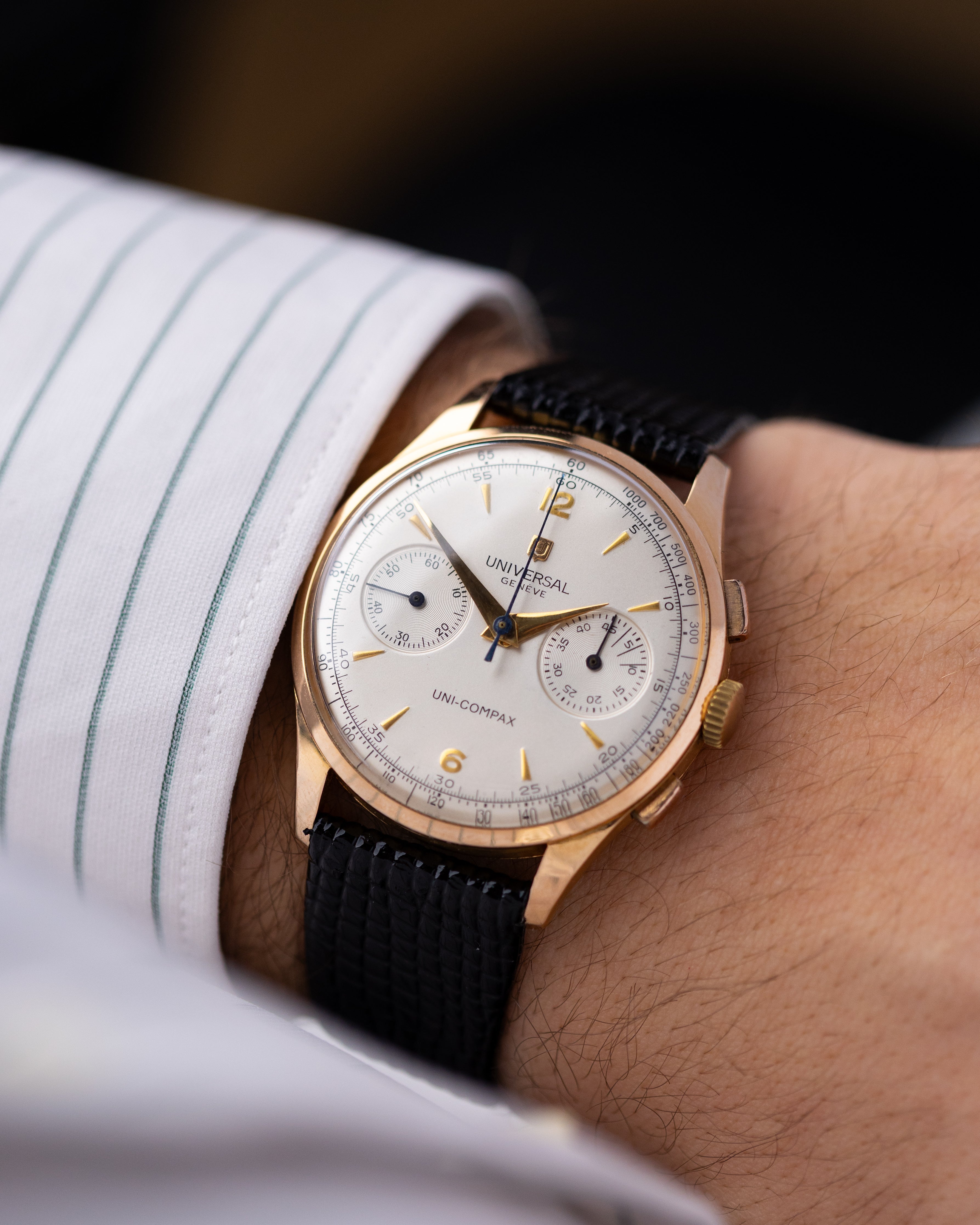 Vintage Universal Genève Uni - Compax, Jumbo 18K Solid Gold Case, Ref. 124116, Cal. 285 from 1950's - DuMarko