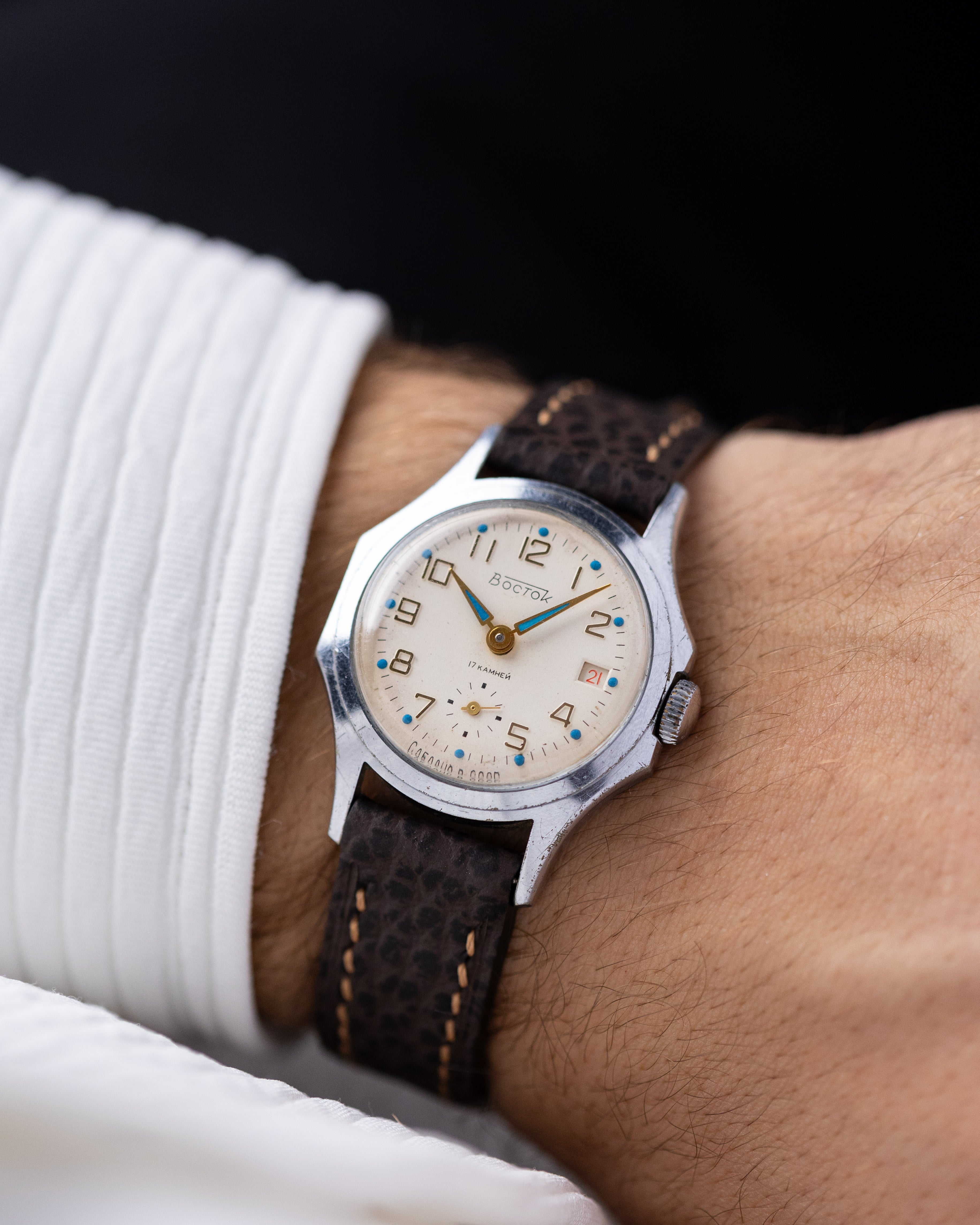 Vintage Vostok Soviet Watch, Cal. 2605, Date Window from 1960's - DuMarko