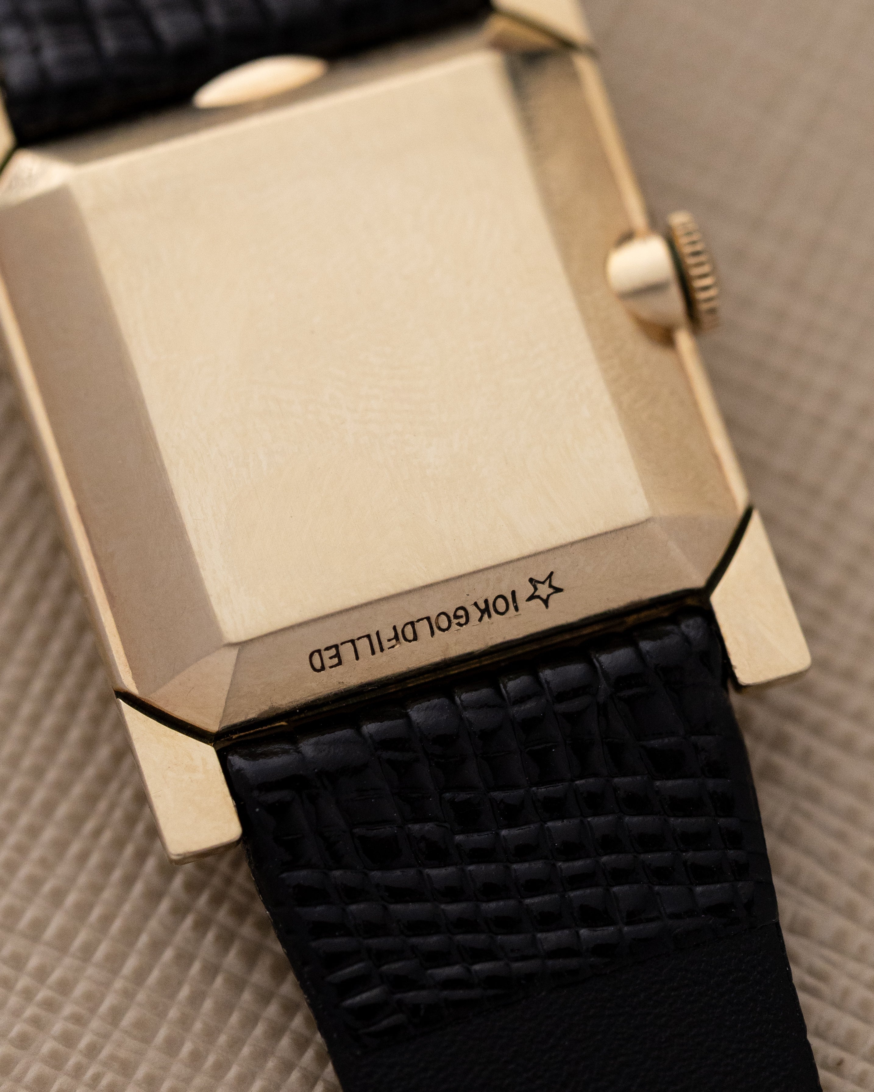 Vintage Wittnauer Art Deco Tank, Ref. 2360 - 9WN, Linen Dial, Cal. 9E, Manual Wind - DuMarko