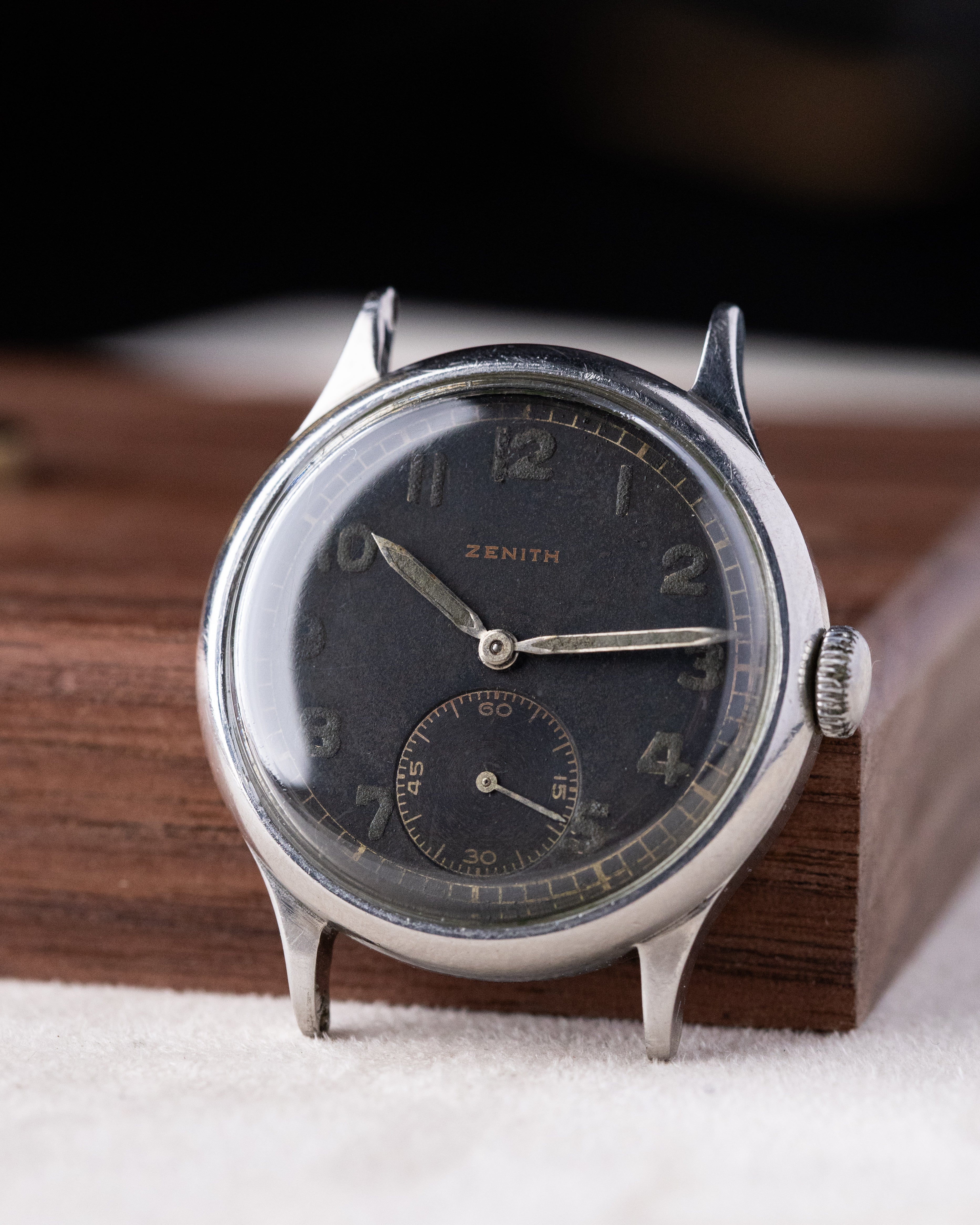 Vintage Zenith DH (Deutsches Heer), Vintage Military Watch, Radium Dial from 1943 - DuMarko