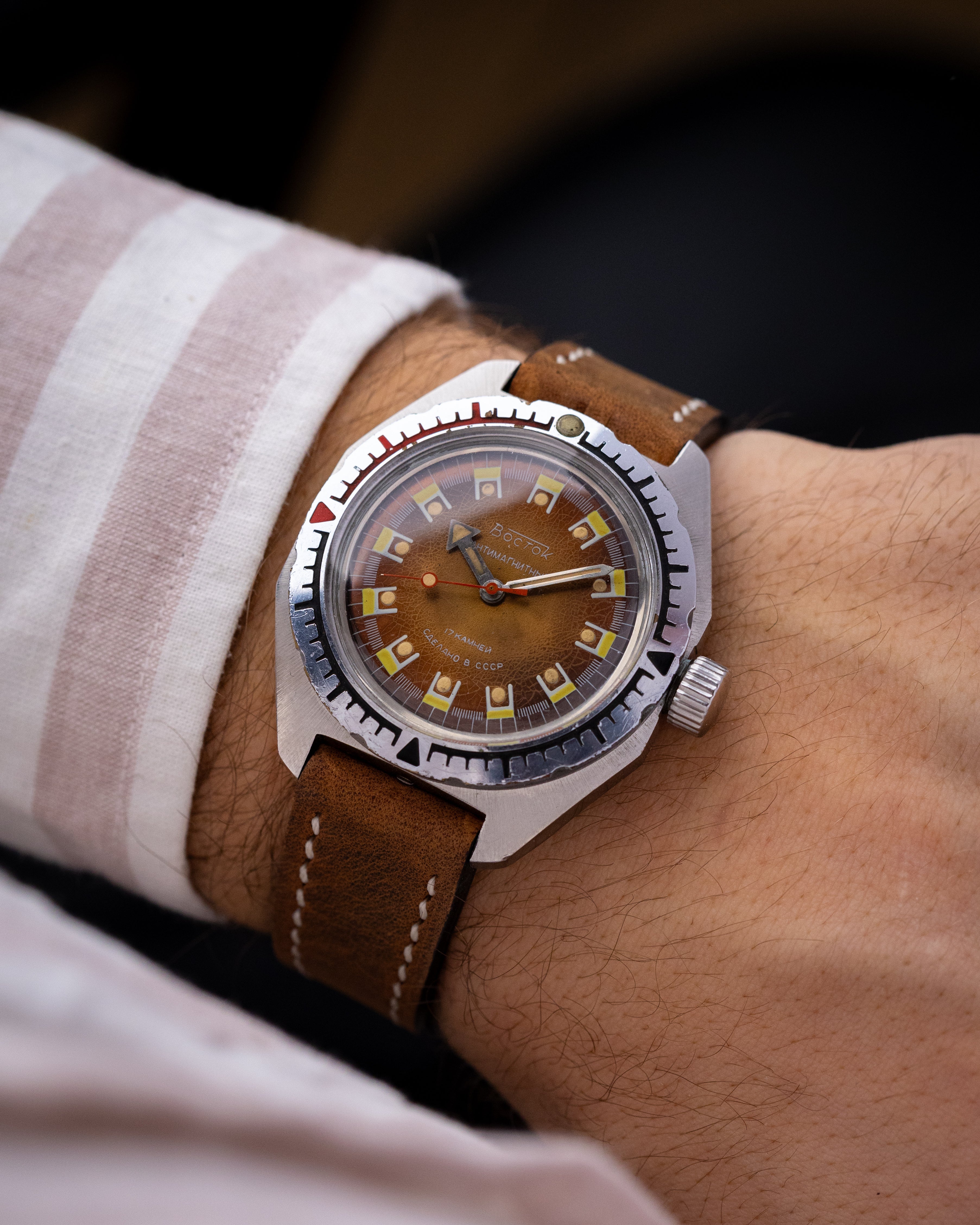 Vostok Amphibia Soviet watch, Rare Brown Craquelure Dial, Diver's USSR Military Watch - DuMarko