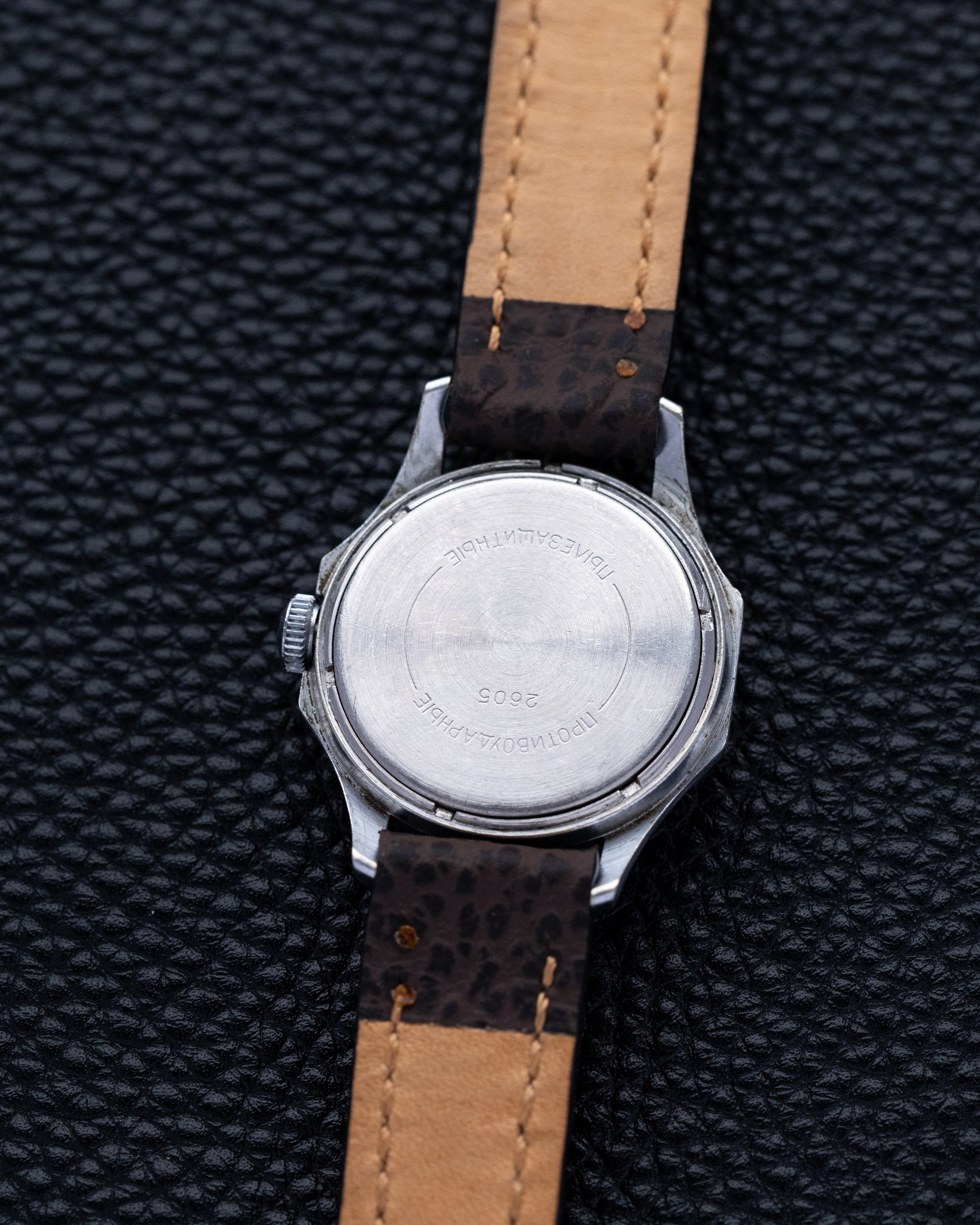 Vostok Rare Vintage Soviet Watch "Druzhba", Temple of Heaven, USSR - Chinese Friendship - DuMarko