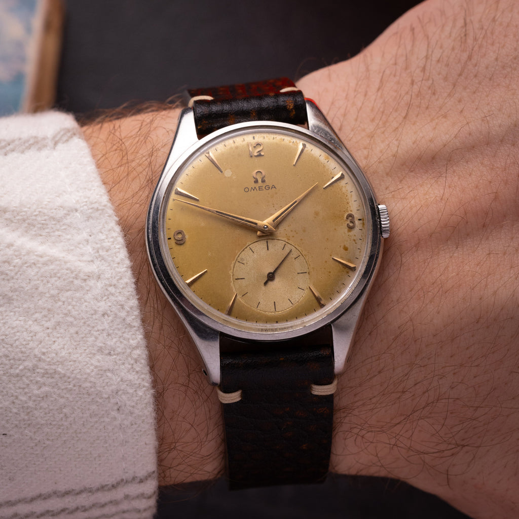 Luxe Omega Jumbo Watch from 1950's - Rare Swiss Watch for Collection - VintageDuMarko