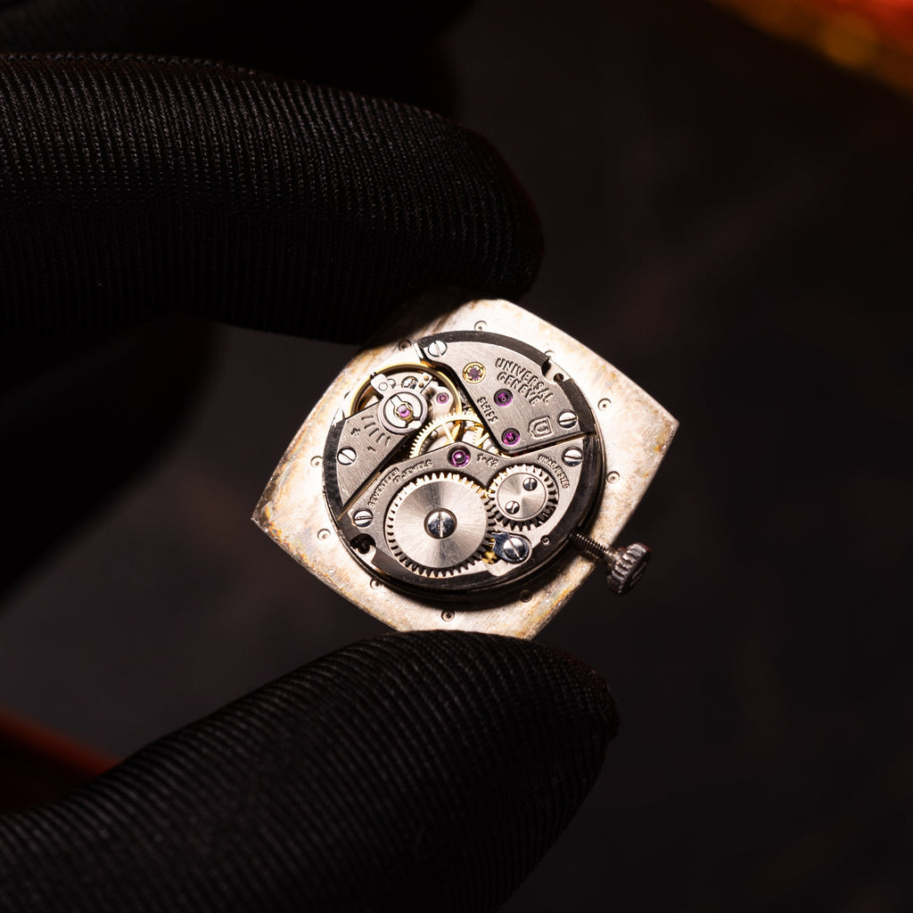 Luxury "Universal Geneve" 18k watch, Solid White Gold - VintageDuMarko