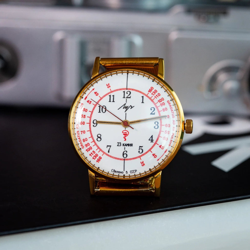 Medical Pulsometer Gold Watch «Luch» - Medical Watch with Pulsometer - VintageDuMarko