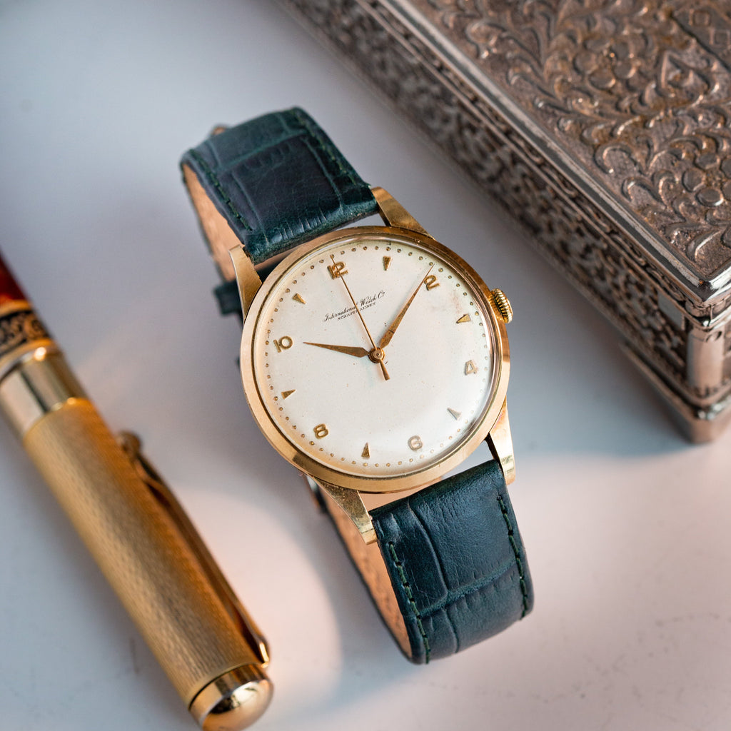 Premium Vintage Watch "IWC Schaffhausen", 14K Gold - VintageDuMarko