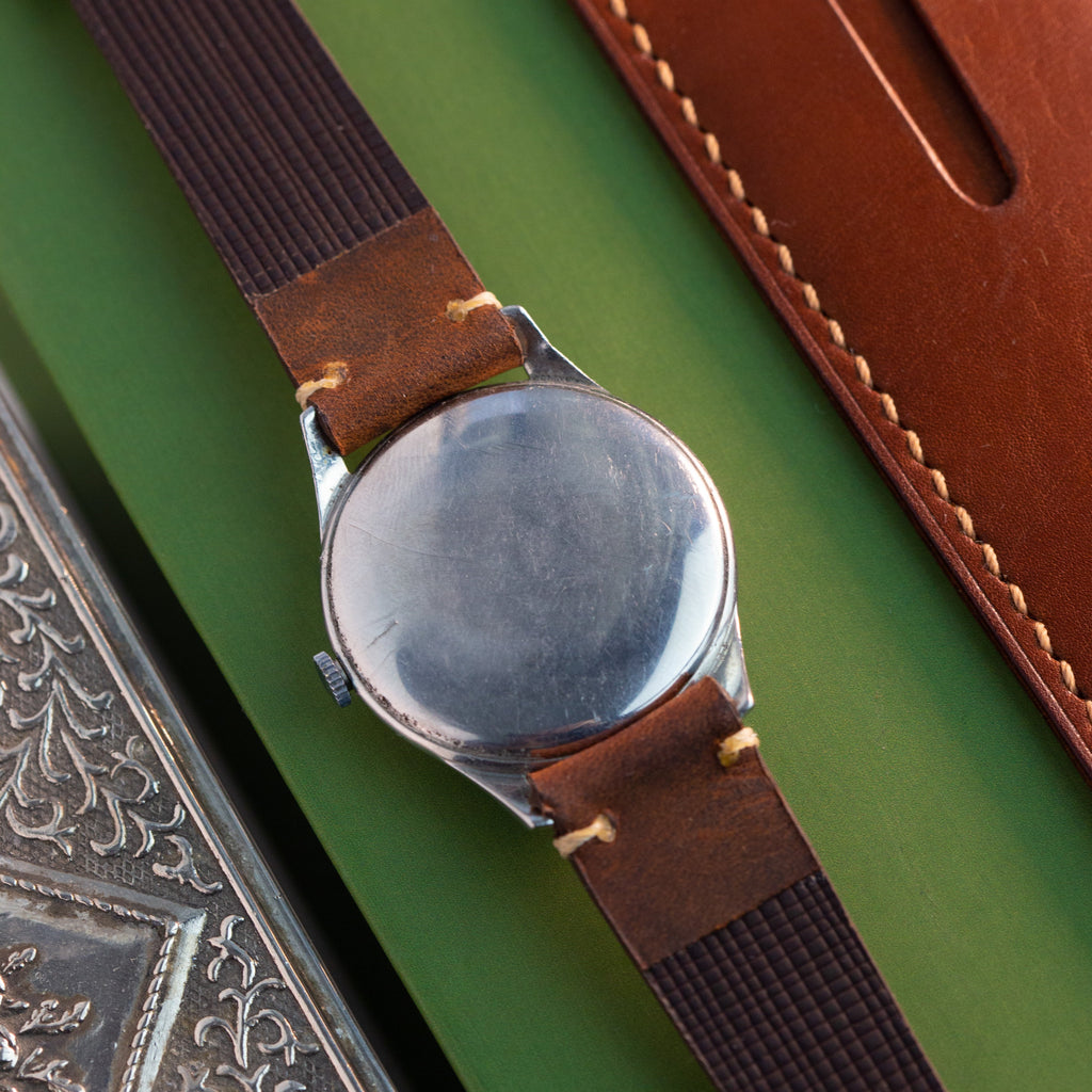 Premium Vintage Watch "IWC Schaffhausen", Rare Swiss Watch for Men and Women - VintageDuMarko