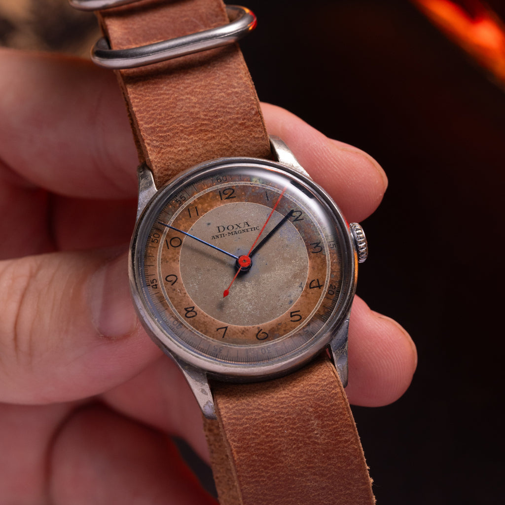 Rare vintage Swiss watch Doxa WW2, Two Tone Dial - VintageDuMarko