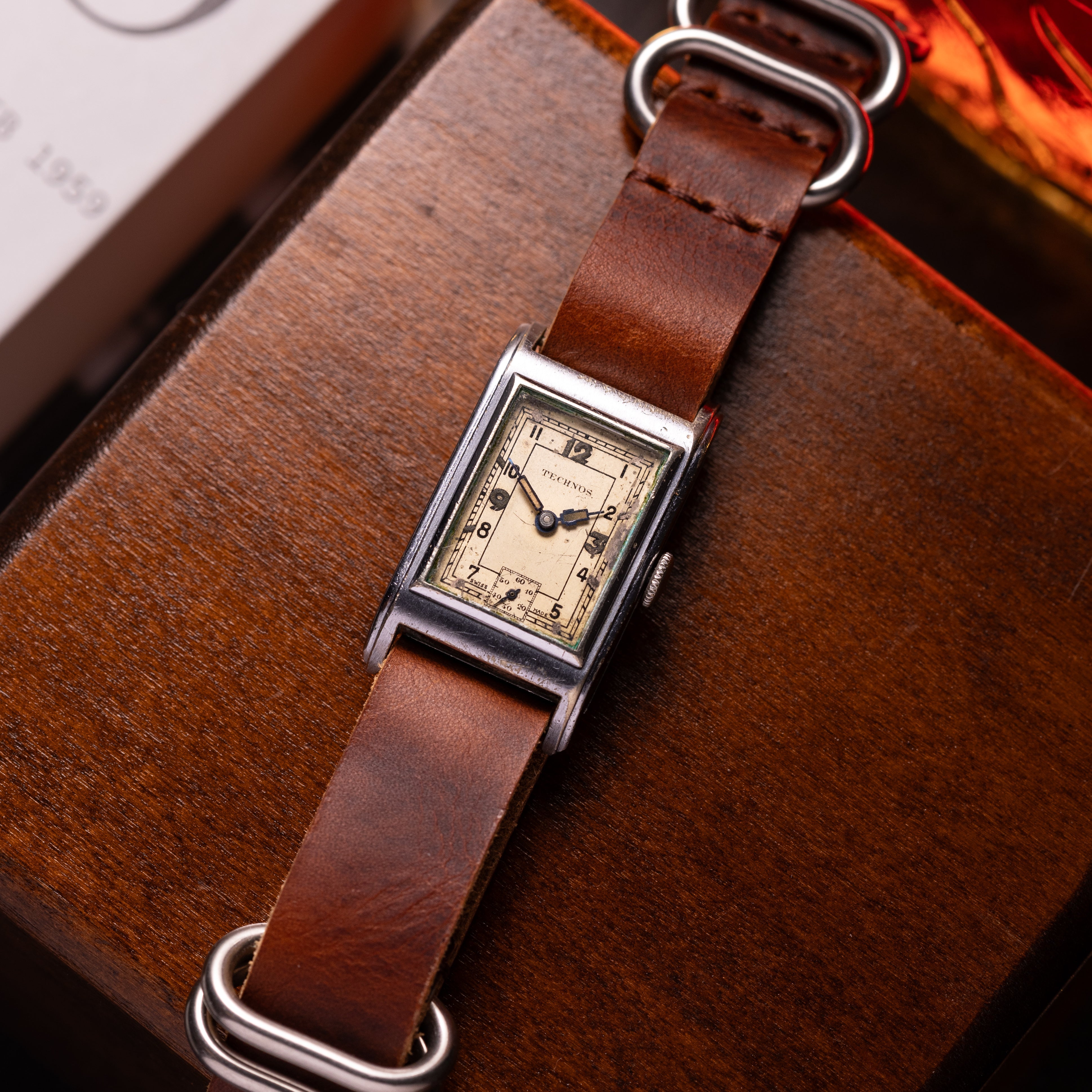 Vintage "Technos" Tank, Art Deco 1940s Watch - VintageDuMarko