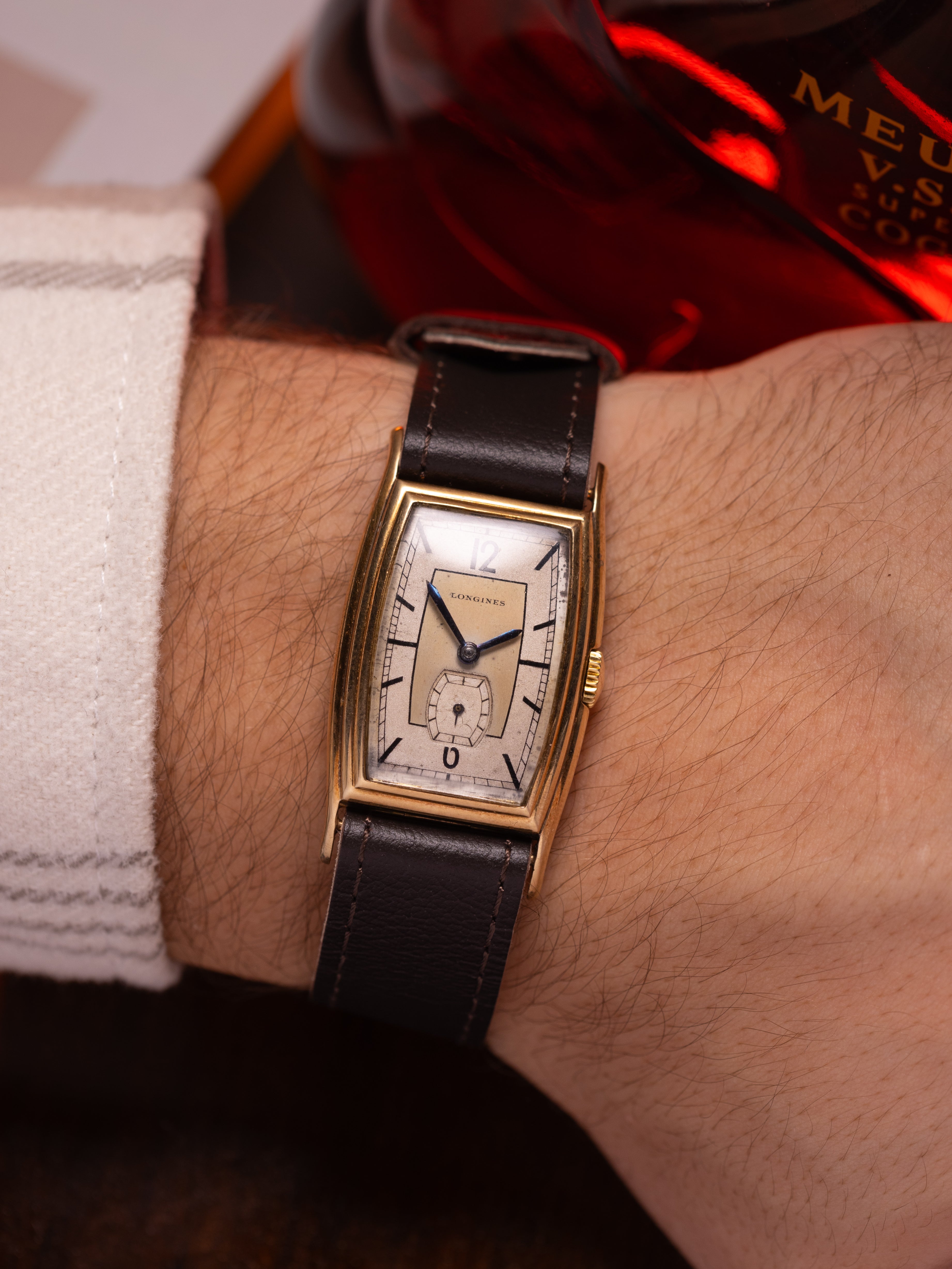 Vintage watch Longines Solid Gold Tank, Art Deco from 1930s - VintageDuMarko