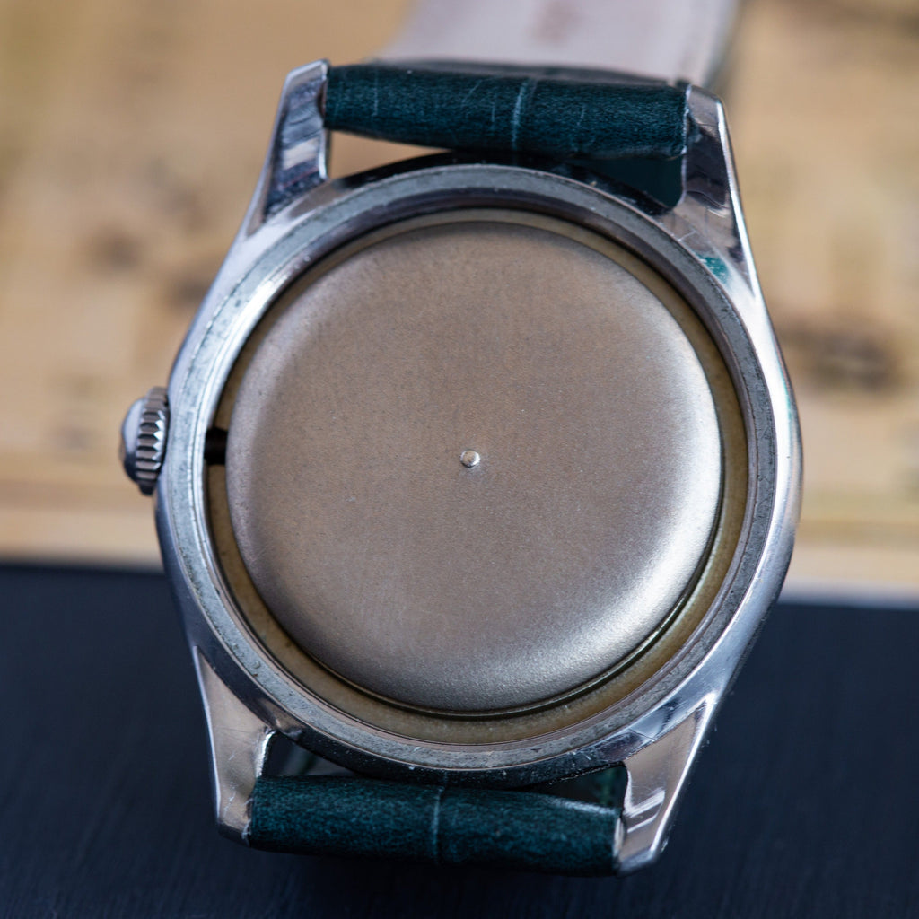 Vintage Watch «Omega Antimagnetic Cal.230» - Swiss Luxury Watch - VintageDuMarko