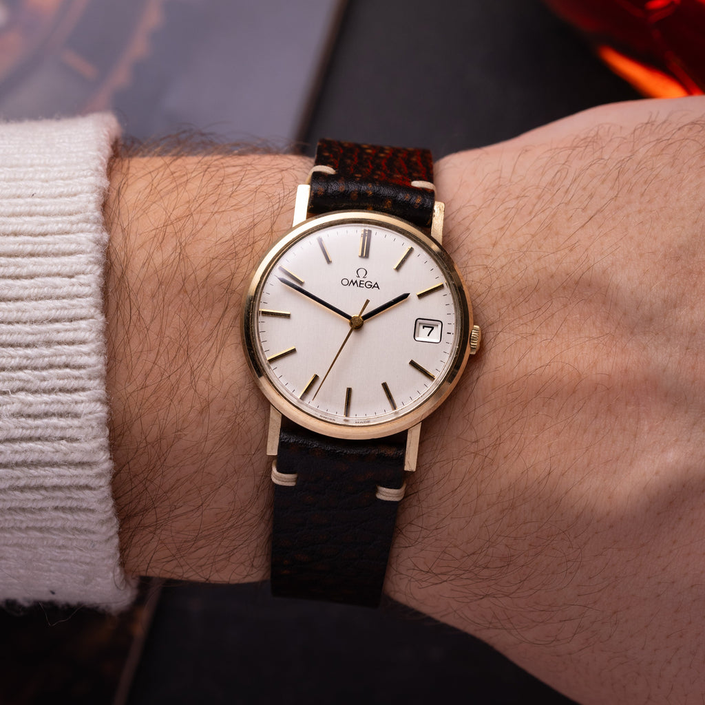 Vintage watch Omega Solid Gold, Art Deco from 1970s - VintageDuMarko
