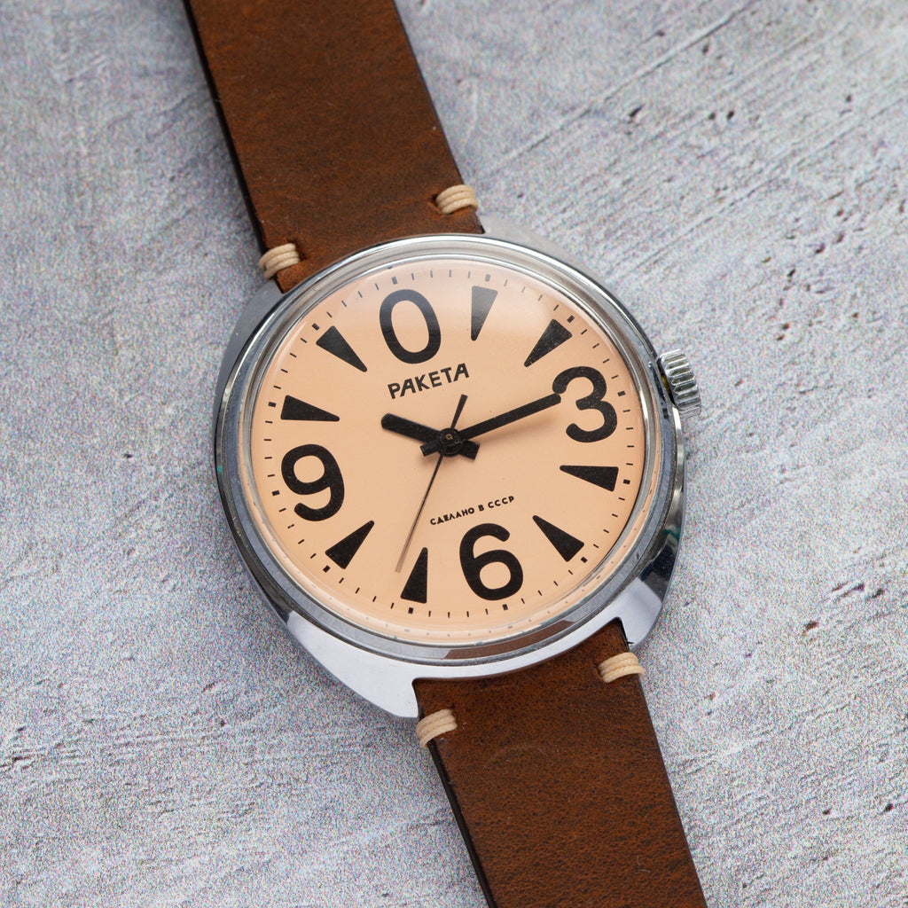 Vintage Watch «Raketa Big Zero Salmon Dial Cal.2609» - Soviet Men's Wrist Watch - VintageDuMarko