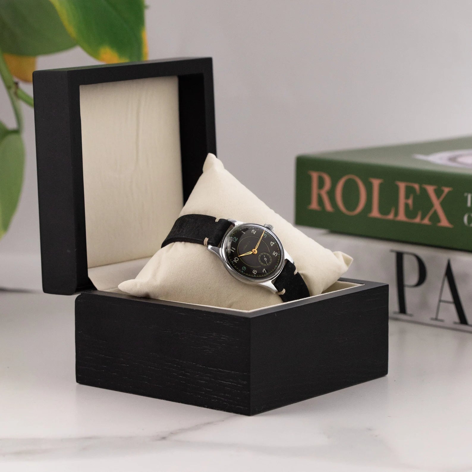 Wooden Black Watch Box for One Watch - VintageDuMarko